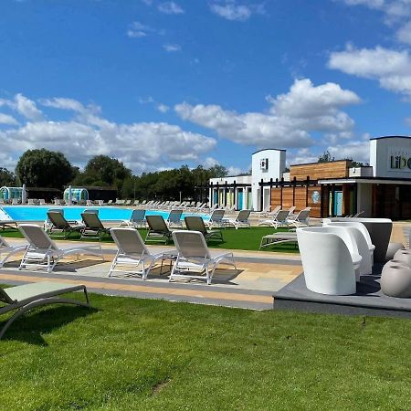 The Sunflower Luxury Caravan At Tattersall Lakes Hotel Tattershall Exterior foto