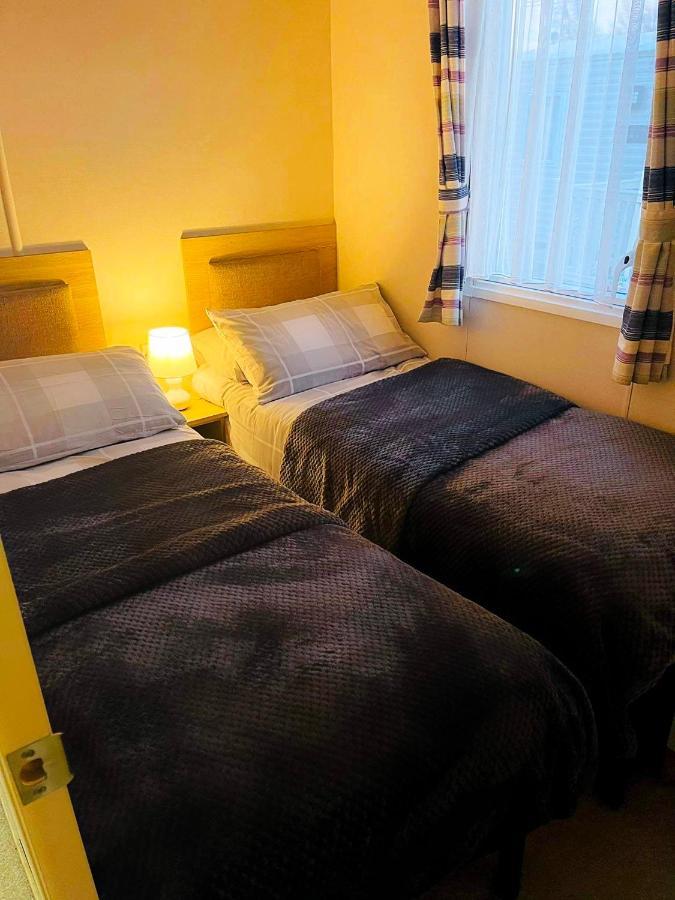 The Sunflower Luxury Caravan At Tattersall Lakes Hotel Tattershall Exterior foto